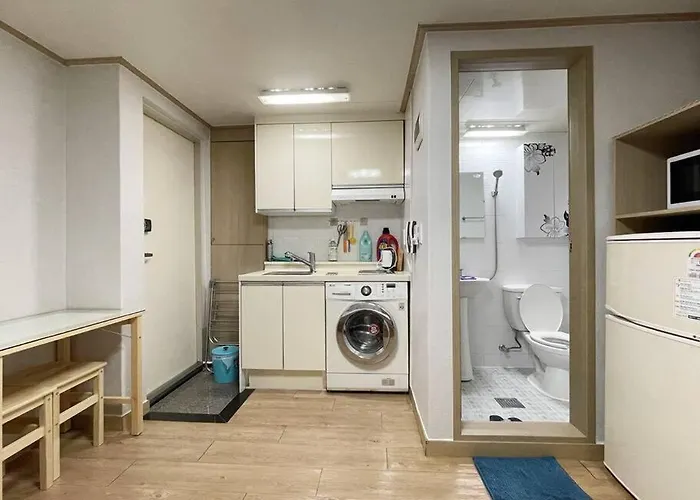 Evergreen Studio Apartment *